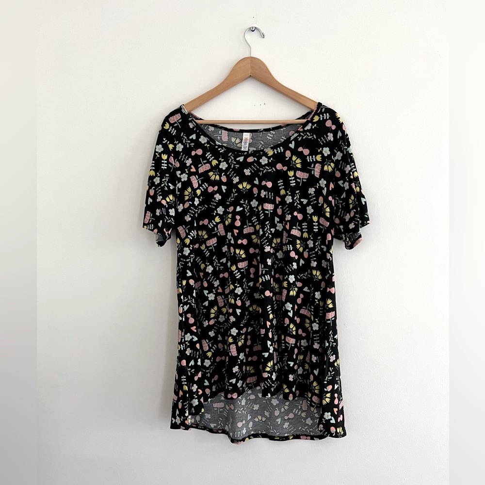 LulaRoe Floral Perfect Sleeveless Tee Size XL